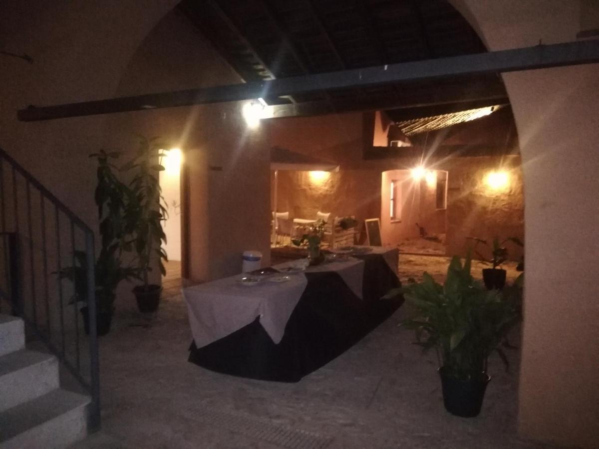 Albergue Turistico La Almazara Виляфранка де лос Барос Екстериор снимка