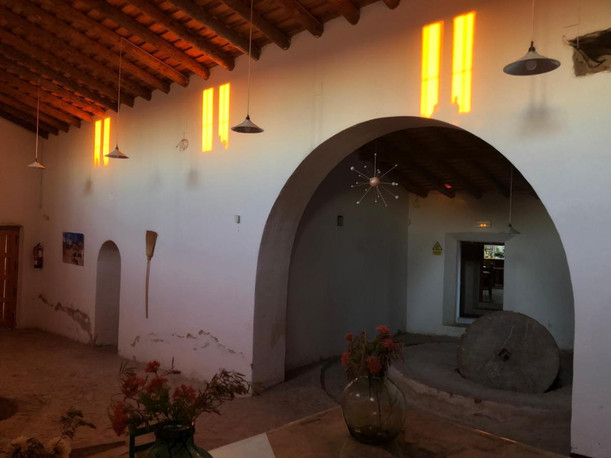 Albergue Turistico La Almazara Виляфранка де лос Барос Екстериор снимка