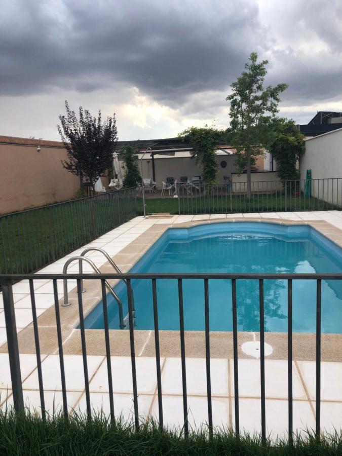 Albergue Turistico La Almazara Виляфранка де лос Барос Екстериор снимка